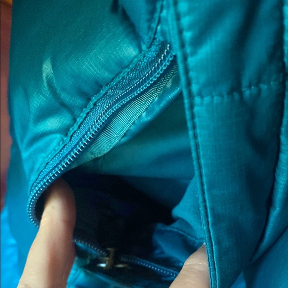 $260 The North Face Women's Teal down filled Puffer Coat - Picture 5 of 5